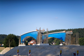 1. Preis: Segmentbrücke Bögl, B299 Mühlhausen - Foto: Firmengruppe Max Bögl 