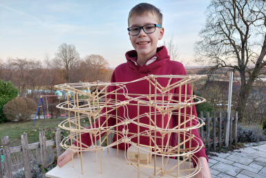 Platz 1: Super 8 von Maximilian Öhl, 11 Jahre, Gymnasium Donauwörth, 6. Klasse